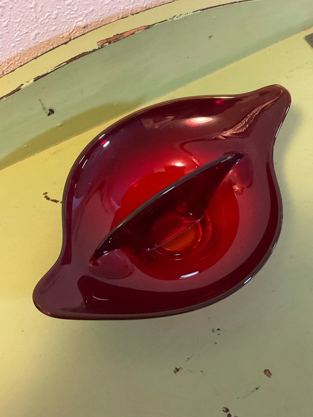 VIKING glass Divided epic red. Cadmium